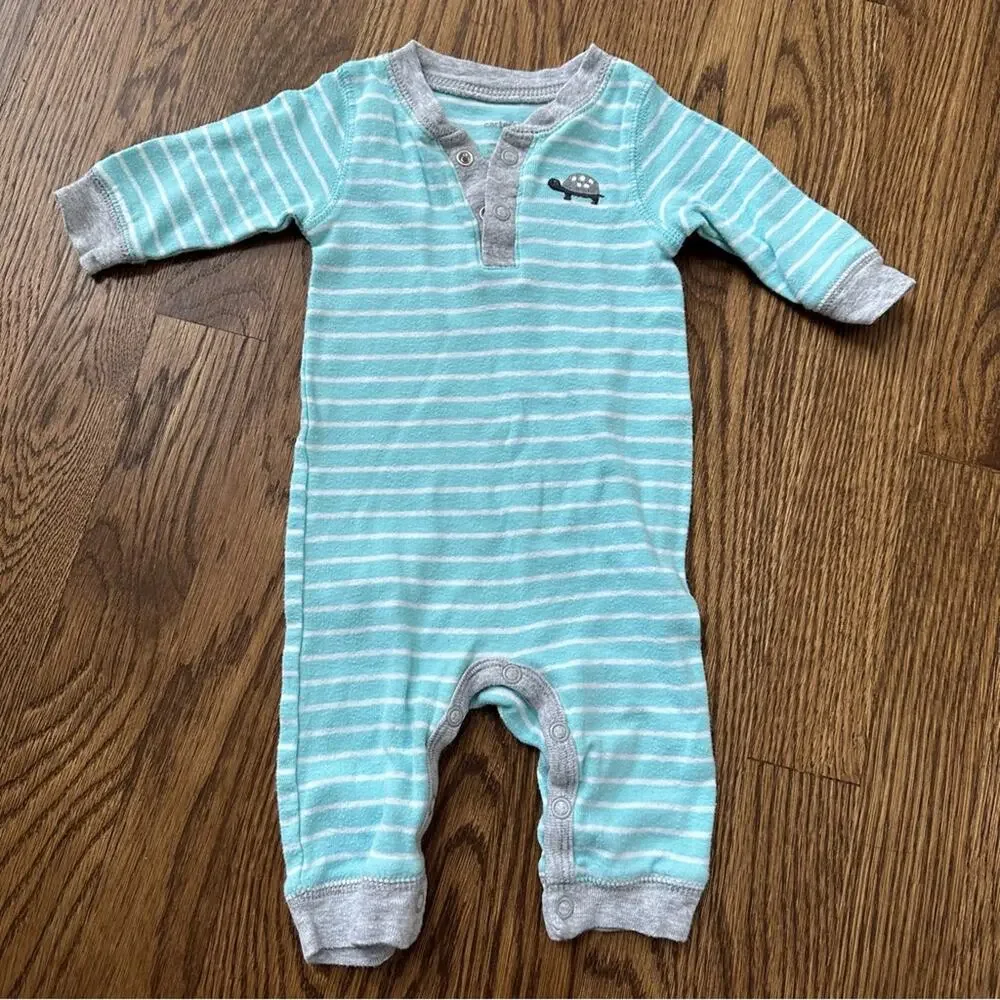 Carter’s baby bodysuit bundle, size 3 months (set of 3)